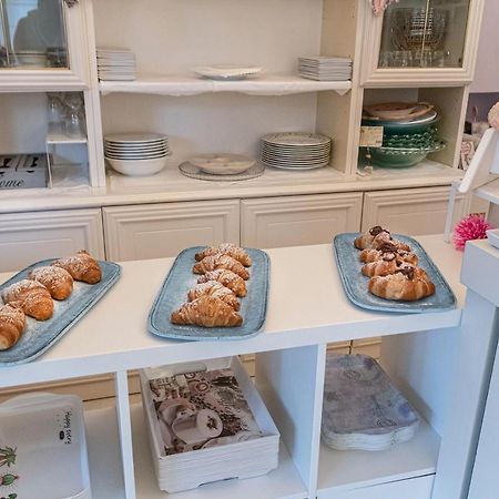 B&B Airone Cervia - Camere E Appartamenti Bagian luar foto