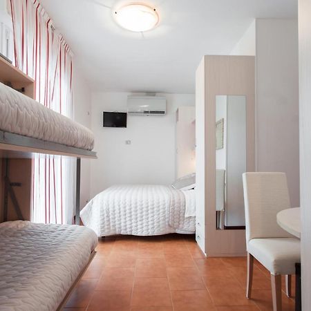 B&B Airone Cervia - Camere E Appartamenti Bagian luar foto