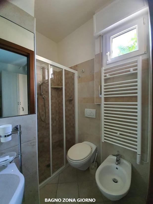 B&B Airone Cervia - Camere E Appartamenti Bagian luar foto
