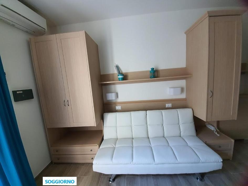 B&B Airone Cervia - Camere E Appartamenti Bagian luar foto