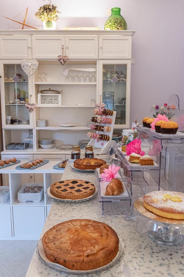 B&B Airone Cervia - Camere E Appartamenti Bagian luar foto