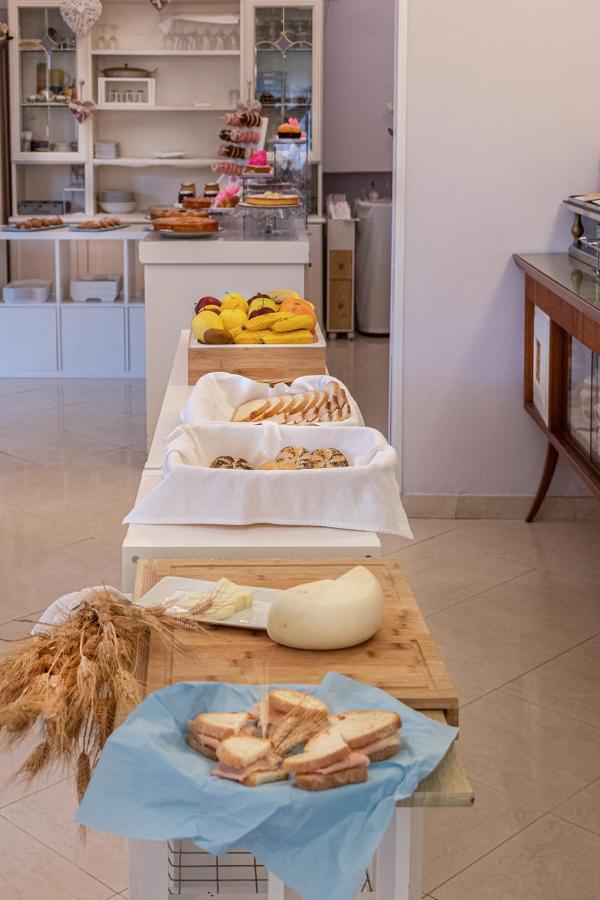 B&B Airone Cervia - Camere E Appartamenti Bagian luar foto