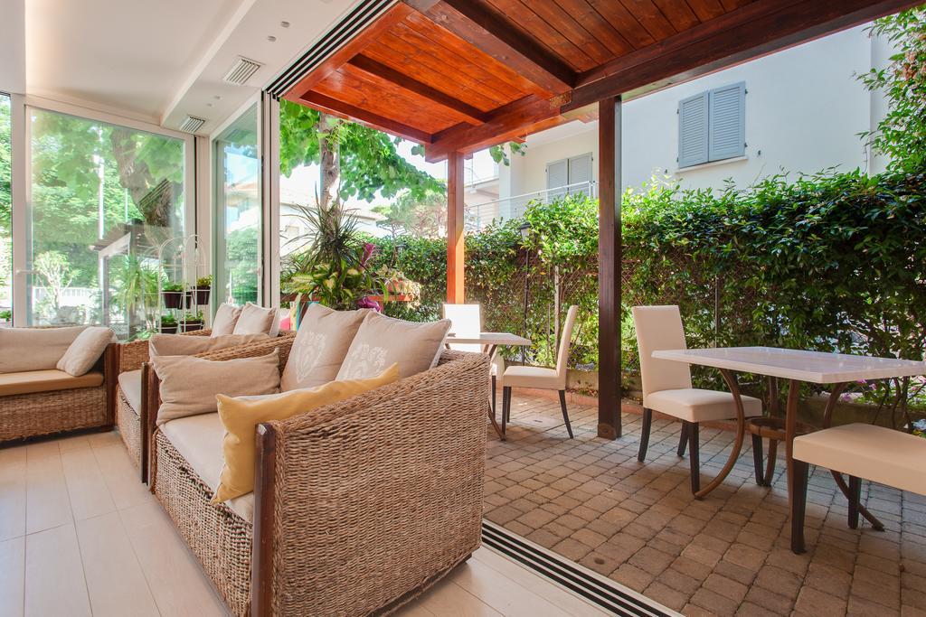 B&B Airone Cervia - Camere E Appartamenti Bagian luar foto