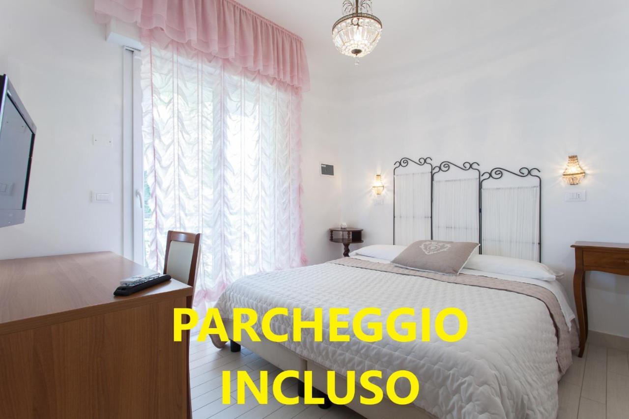 B&B Airone Cervia - Camere E Appartamenti Bagian luar foto